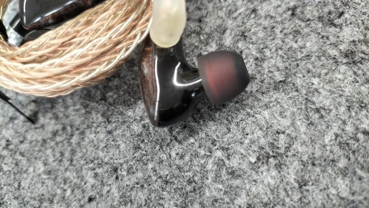 NOBLE AUDIO M3 Earphones Hybrid 2PIN Detachable Cable with Accessories