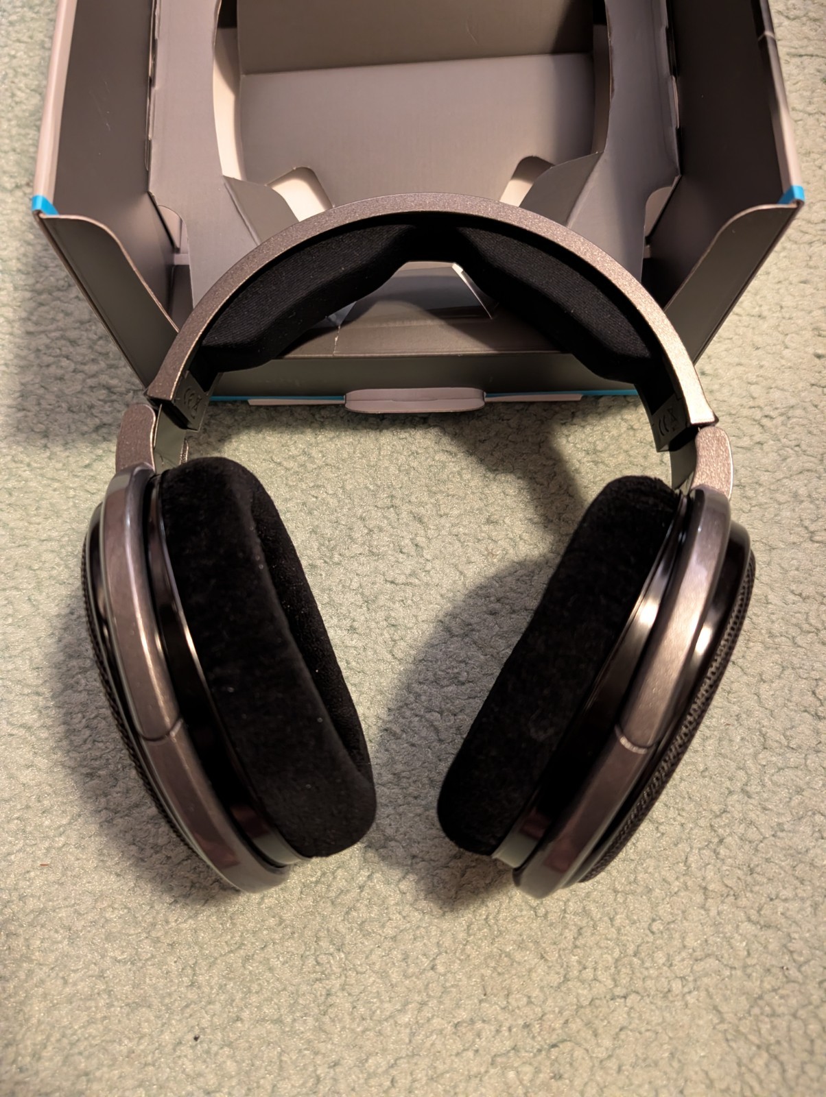 Sennheiser HD 650 Over Ear Headphones – Gray/Black