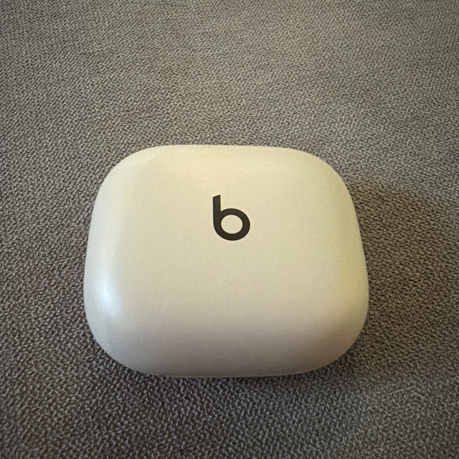 Powerbeats PRO 2 Wireless Earbuds Replacement Charging Case -Quicksand (A3157)