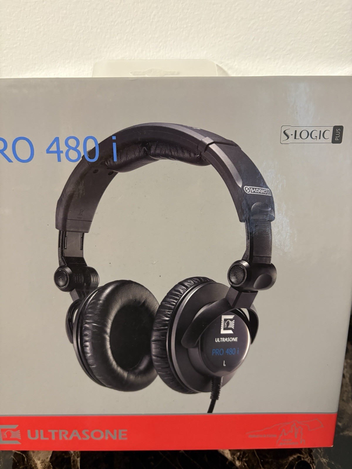 Ultrasone Pro 480i S-Logic Plus Headphones