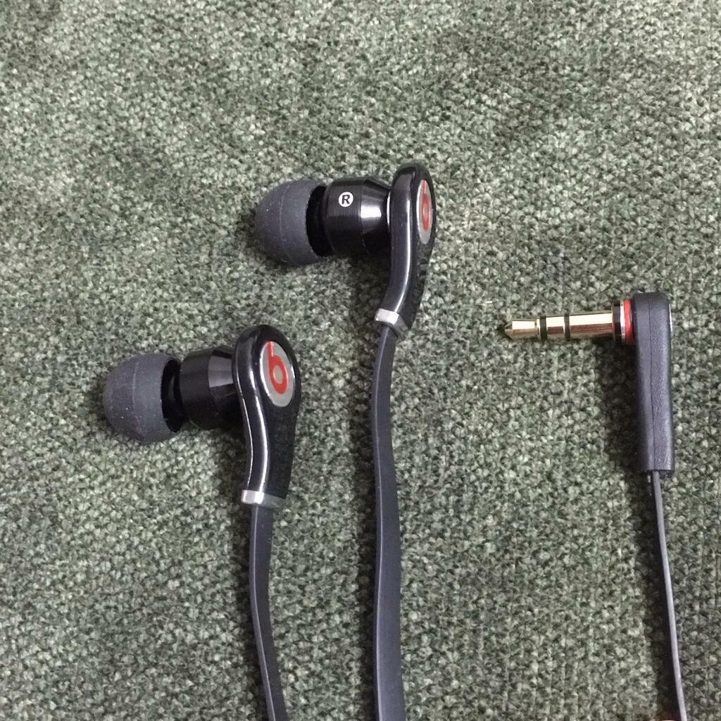 Beats by Dr. Dre Tour In-Ear Headphones with Remote & Mic for iPhone5/6/ black