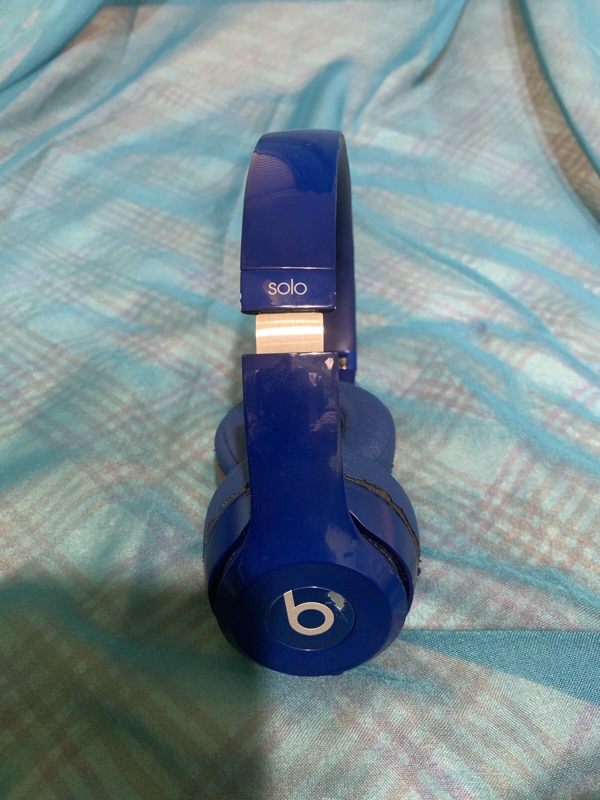 Beats by Dr. Dre Solo3 Over the Ear Headphone – Gloss Black