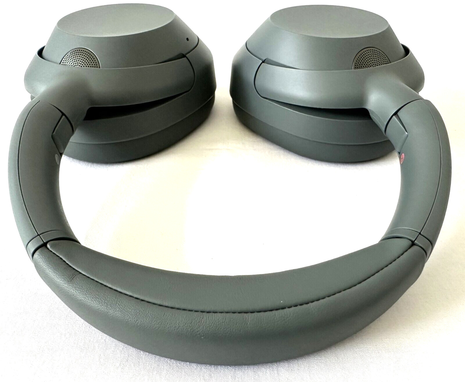 Sony ULT WEAR 900N Wireless Noise Canceling Bluetooth Headphones Forest Gray 1
