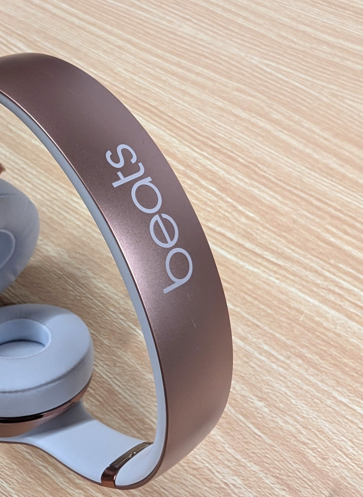Beats by Dr. Dre Beats Solo3 Wireless On-Ear Headphones – Rose Gold