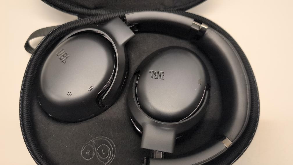 JBL Tour One M2, Wireless over-ear Noise Cancelling headphones (P03066911)