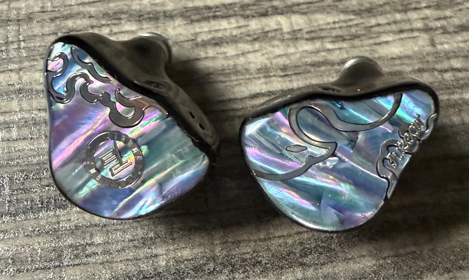 Juzear x Z Reviews Defiant 1 DD/3 BA IEM. 3.5/4.4 mm USB-C jacks! FREE SHIPPING!