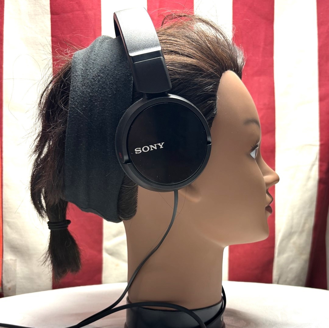 SONY working wired headphones MDR-ZX110 adjustable portable swivel folding