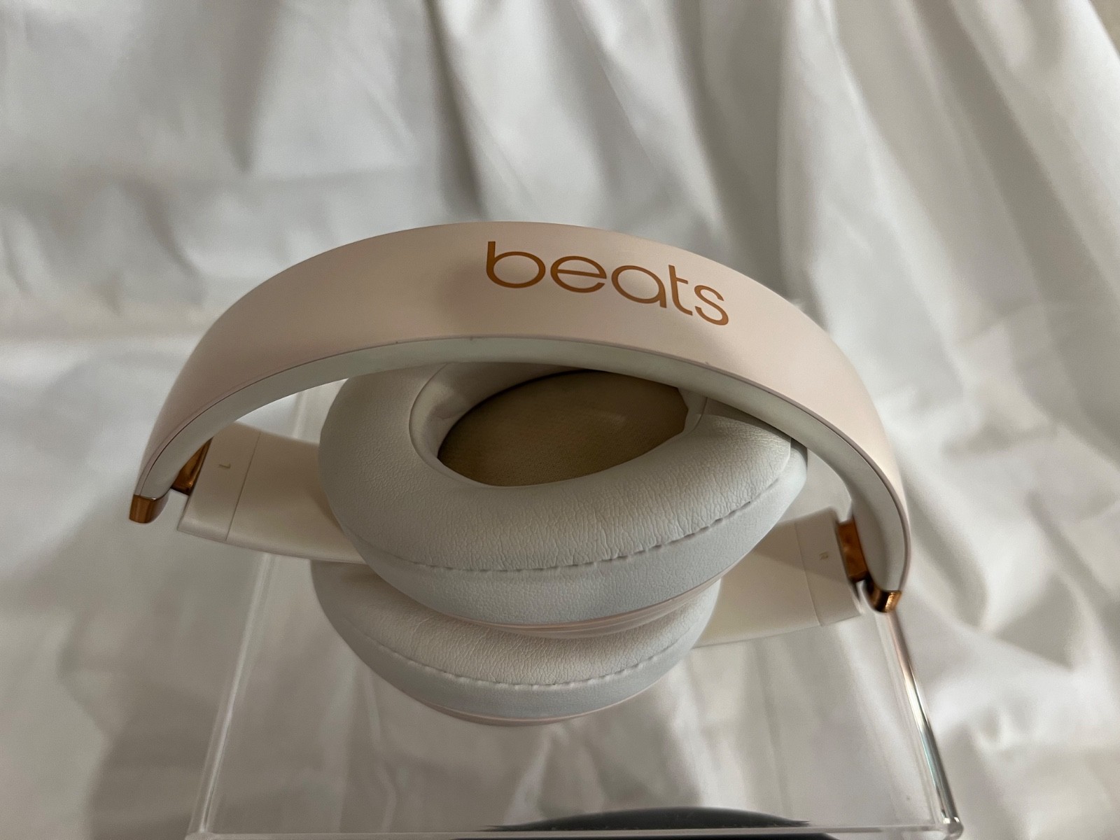 Beats Dr Dre Solo 3 Wireless Headphone Bluetooth Noise Cancell Champagne Overear