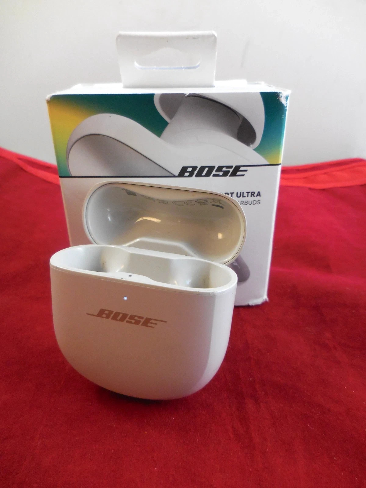 Bose QuietComfort Ultra Noise Cancelling REPLACEMENT CHARGING CASE -White Smoke
