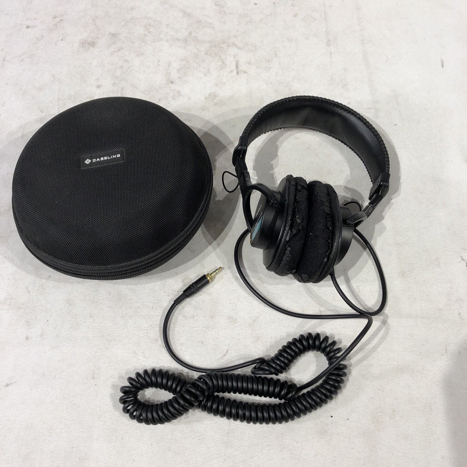 Sony MDR-7506 Studio Monitor Wired Headphone Headset (Needs Repair) For Parts