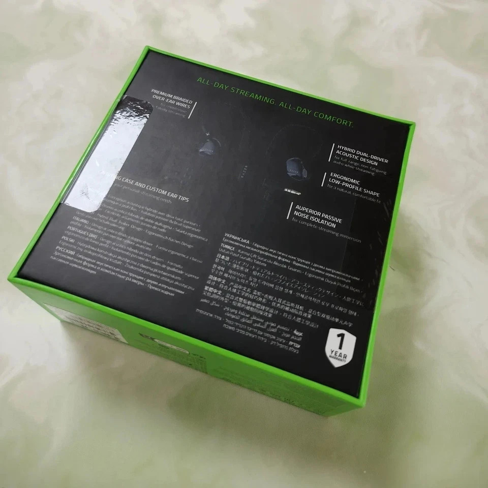 Razer Moray Ergonomic In-ear Monitor for All-day Streaming Hybrid Dual-driver A
