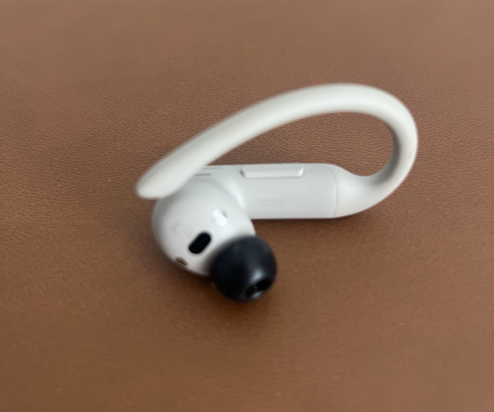 Original Powerbeats Pro 2 Bluetooth Earbud A3158 Left Side Quick Sand L – Used