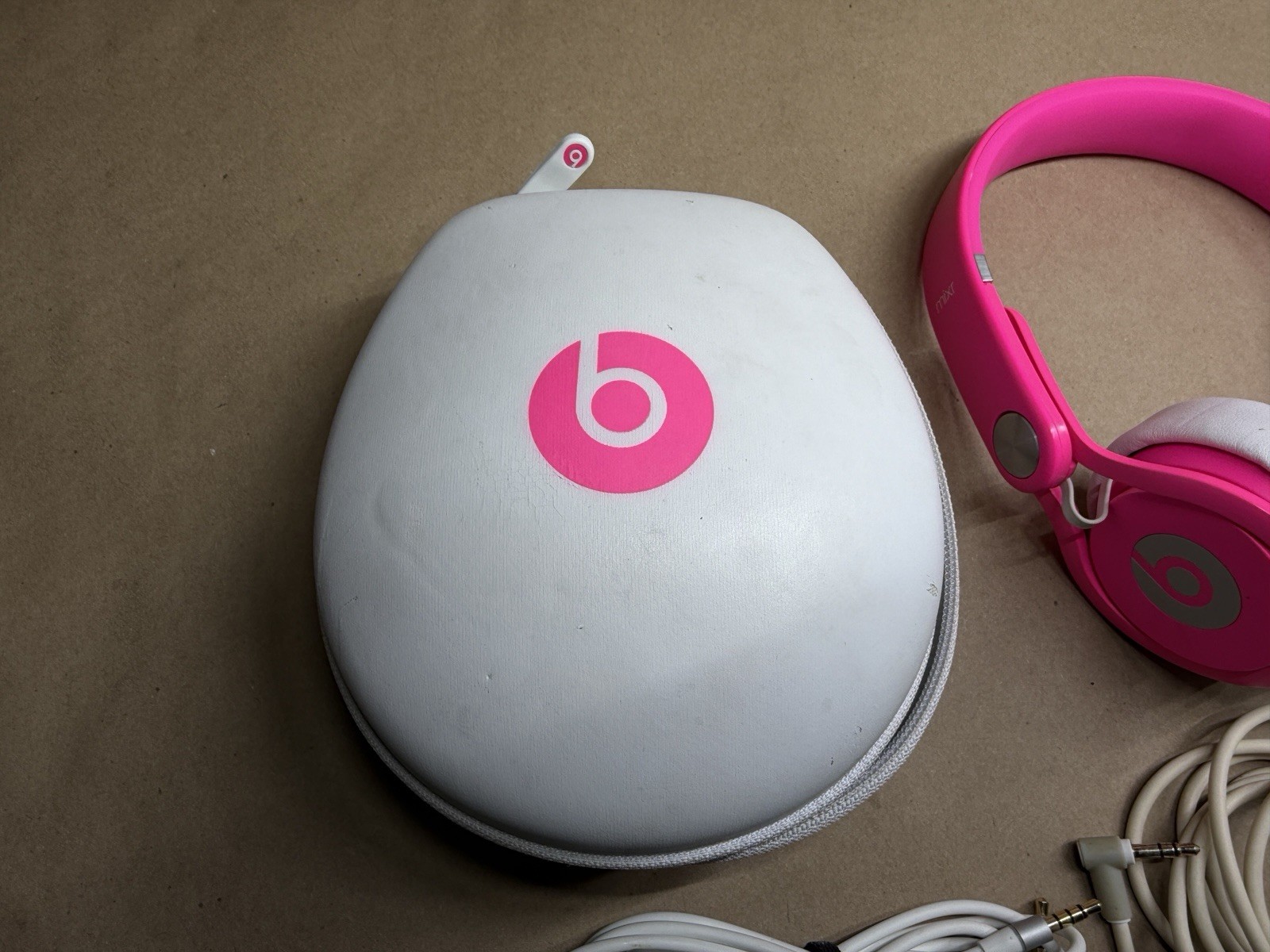 Beats by Dr. Dre Beats MIXR Over the Head DJ Wired Headphones Pink White