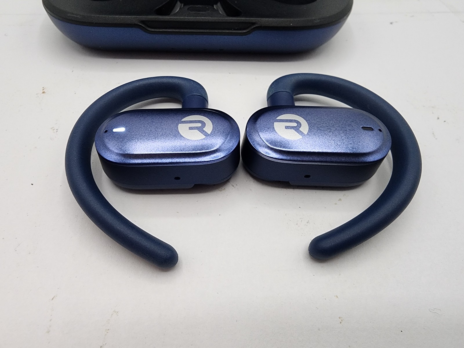 Raycon Fitness Open Earbuds – True Wireless Open Ear Bluetooth Headphones BLUE