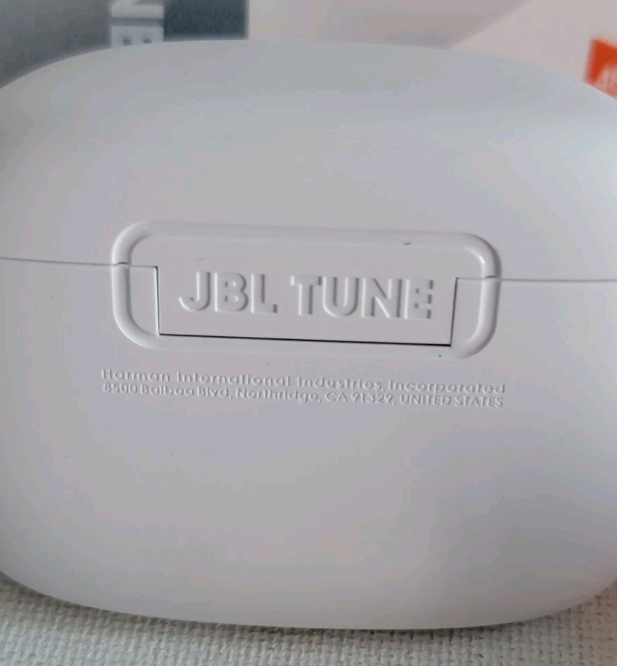 JBL Tune Buds Wireless Noise Cancelling Earbuds 48Hrs Run Time Pure Bass