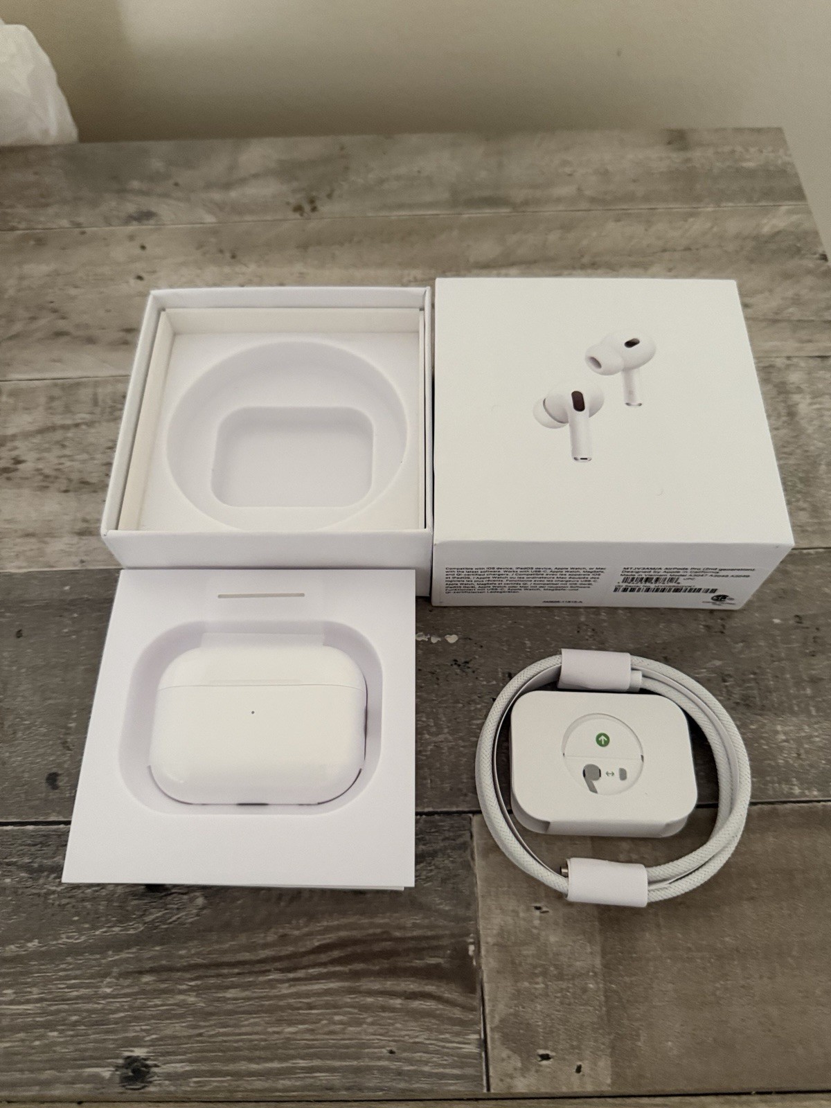 Apple AirPods Pro 2nd Gen White ANC MagSafe USB-C Wireless Charging