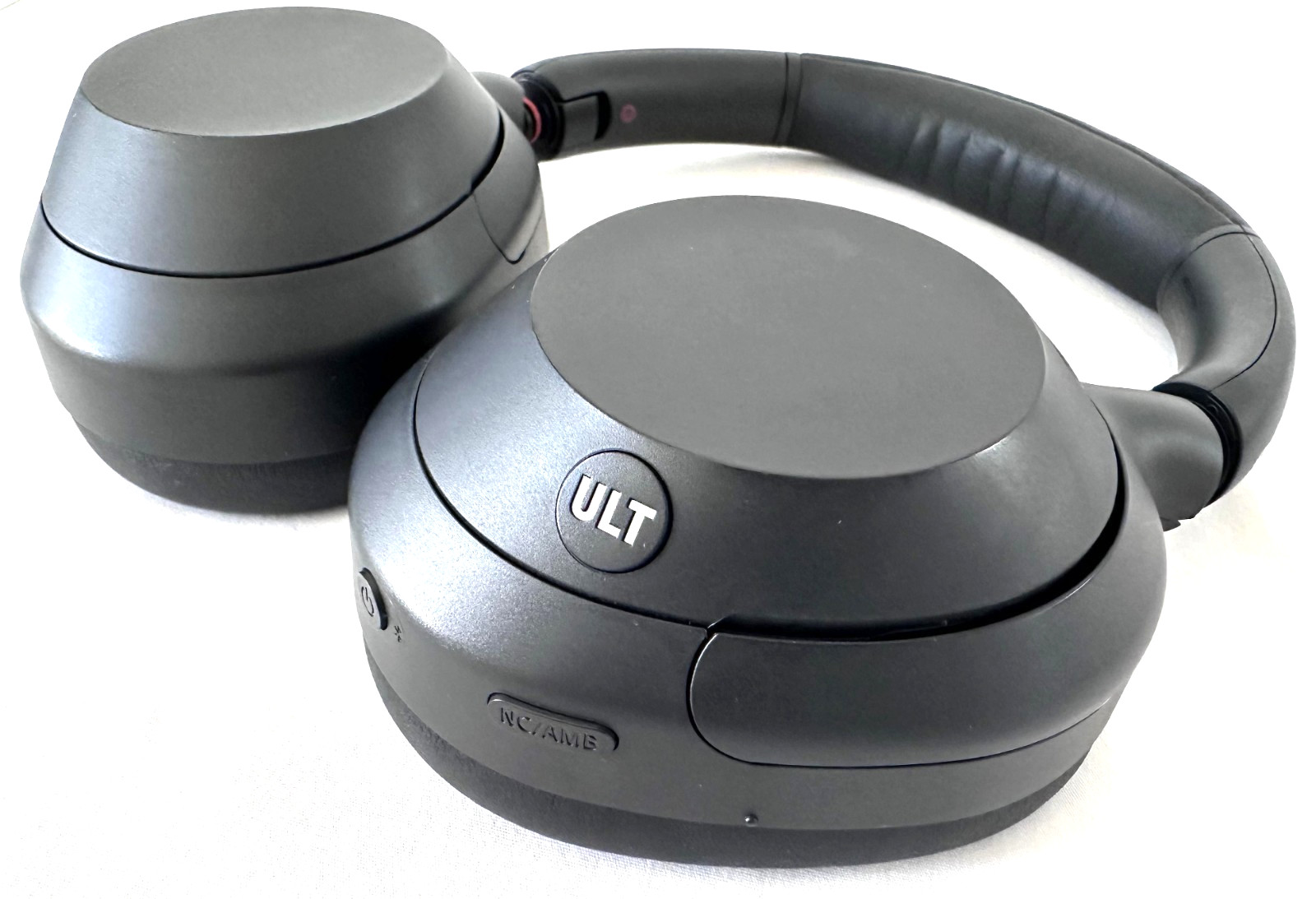 Sony ULT WEAR 900N Wireless Noise Canceling Headphones Black Works But Broken