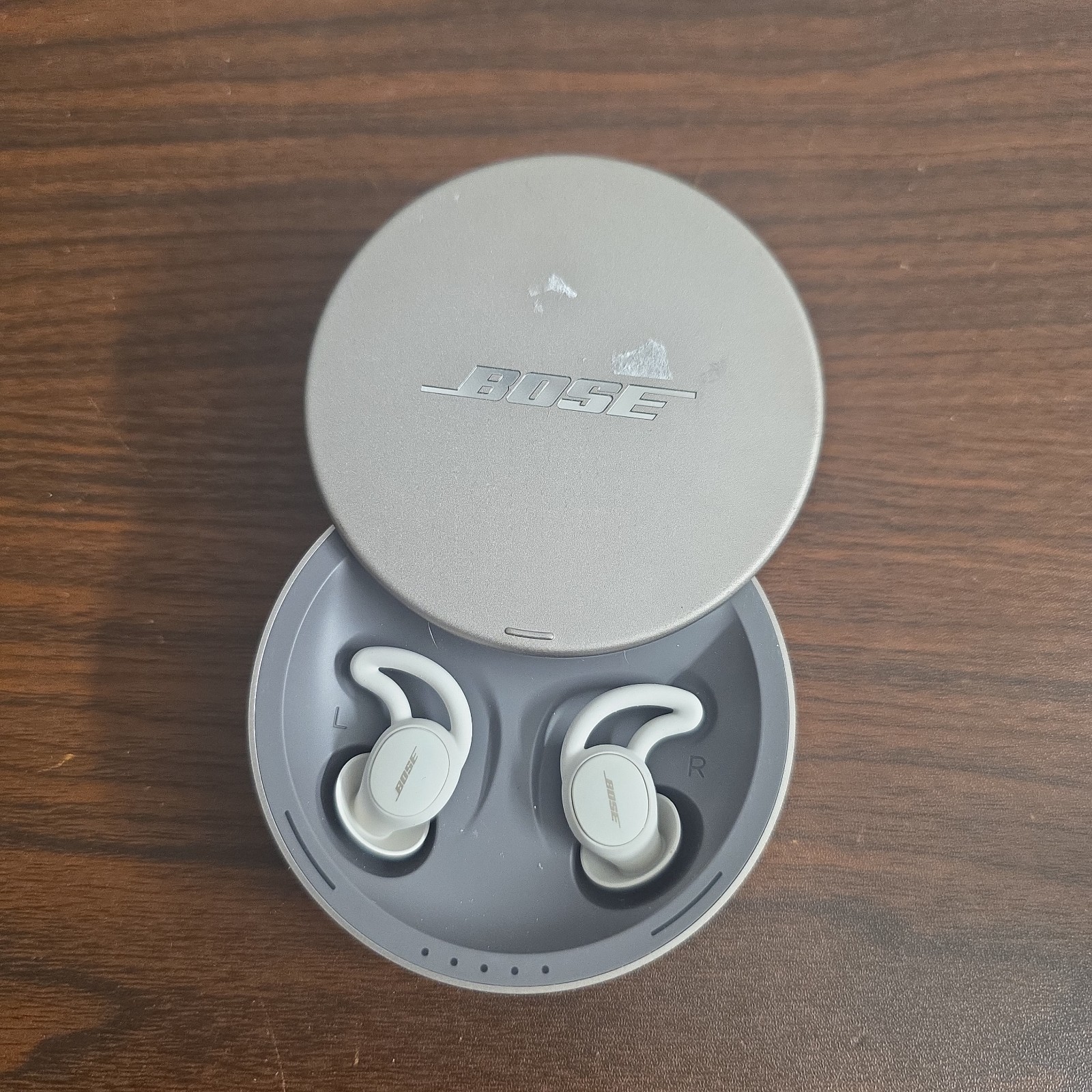 Bose Sleepbuds II 2 Wireless In-Ear Earbuds White Case Won’t Charge PARTS REPAIR