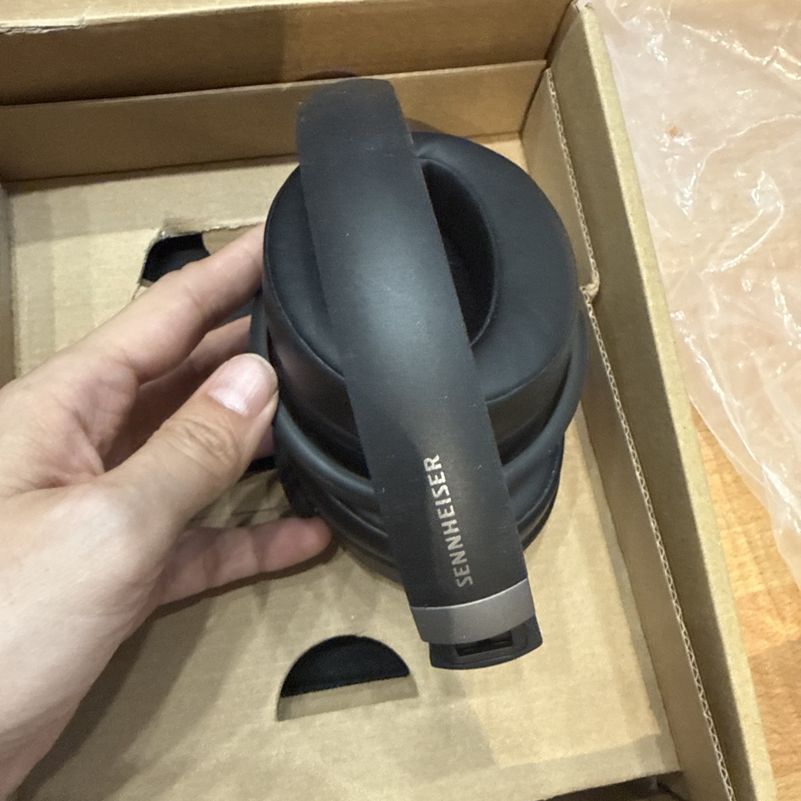 Sennheiser HD 450SE Wireless Headphones – Black