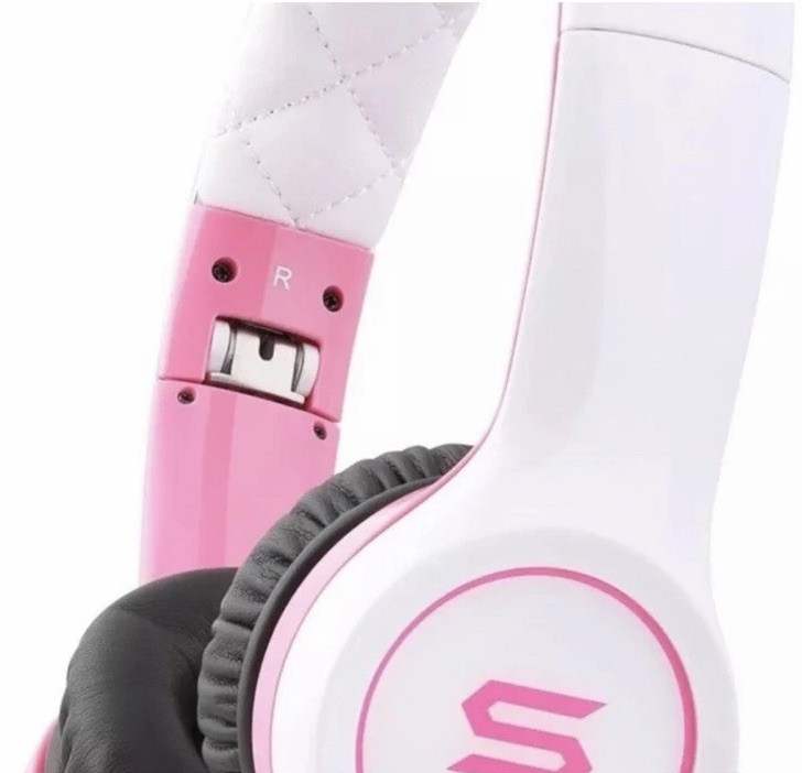 SOUL by Ludacris SL100PW Ultra Dynamic Headphones Full Ear Cup Articulation NIB