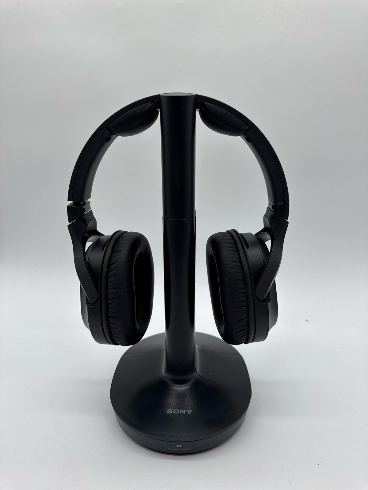 Sony WH-RF400 Wireless Over-Ear Home Theater Headphones 3.5 mm Jack – Black