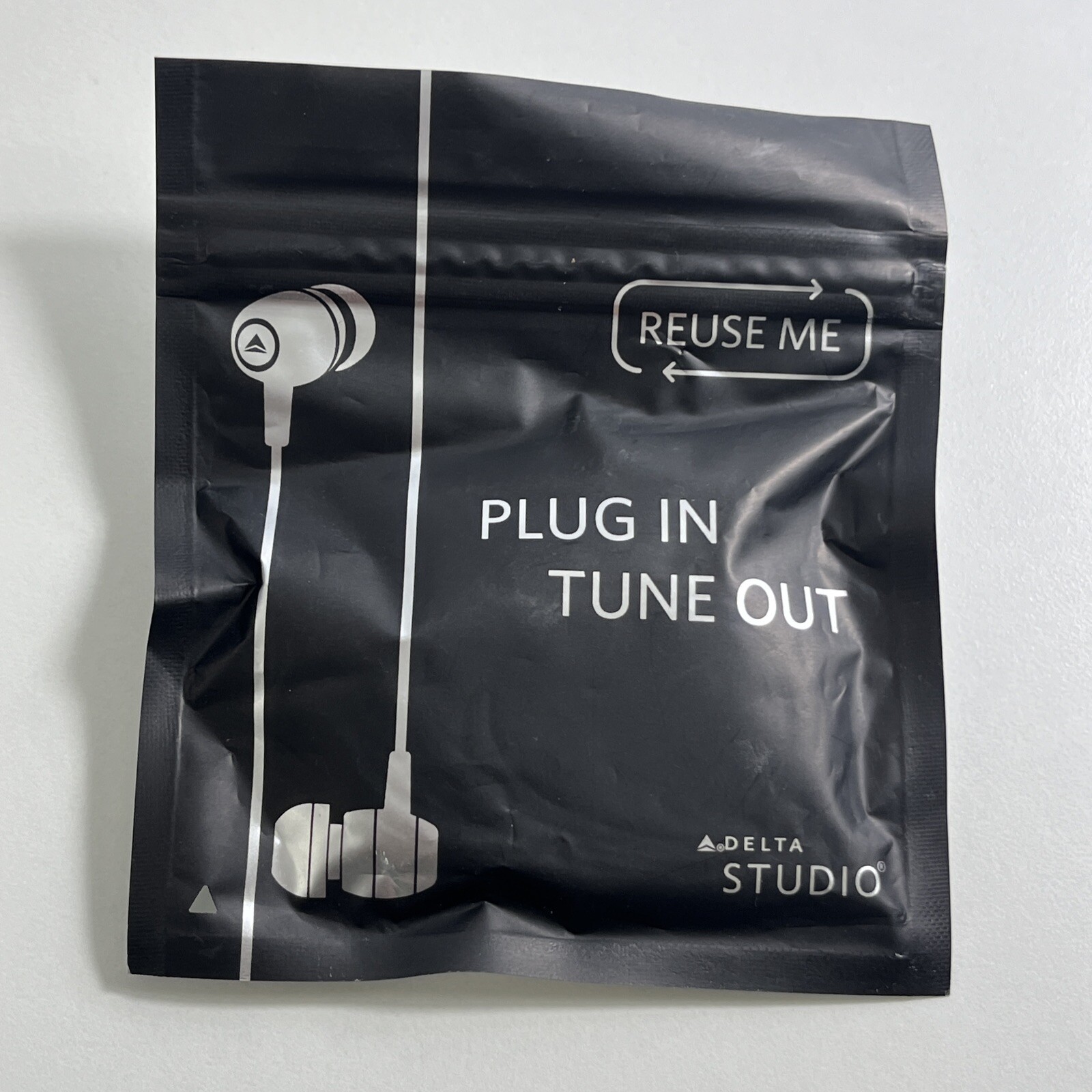 White & Silver Earbuds With Jack Connection