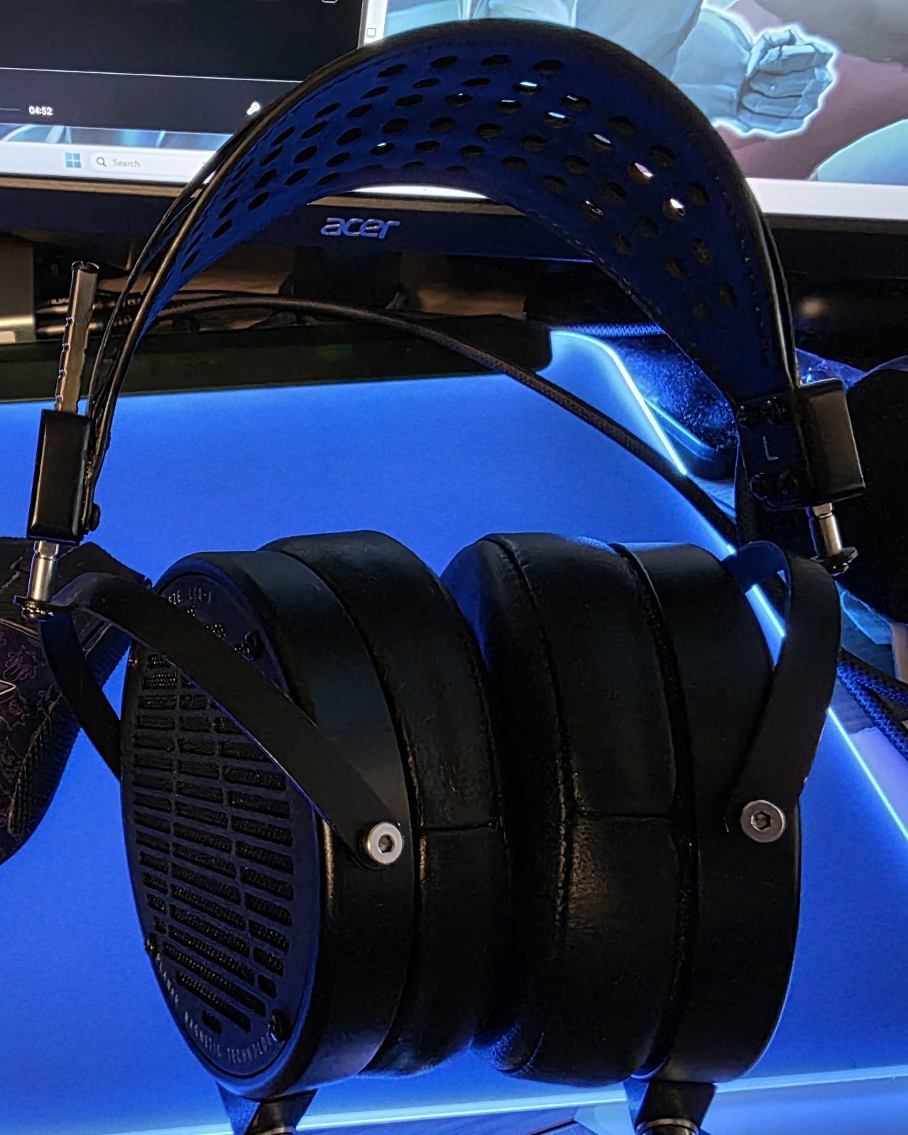 Audeze LCD-X Planar Magnetic Over-Ear Headphones. Tested! Excellent!