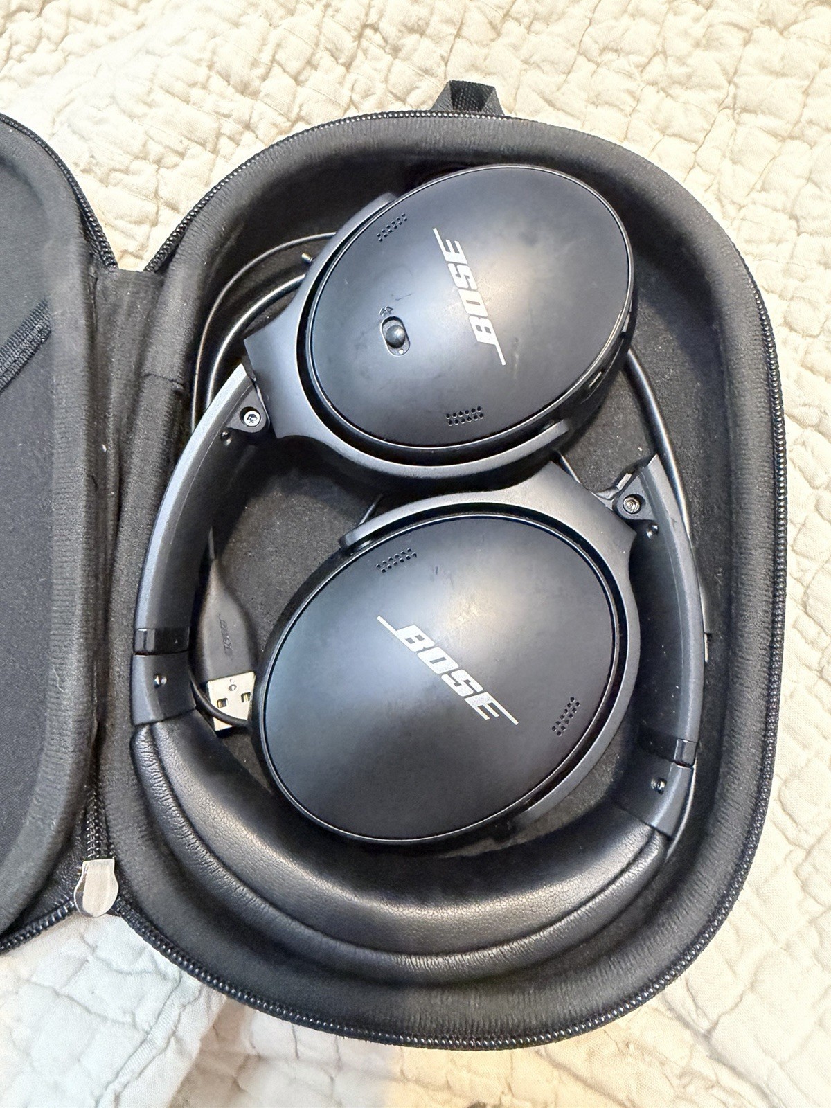 Bose QuietComfort 35 II Bluetooth Wireless Headphones – Black (789564-0010)