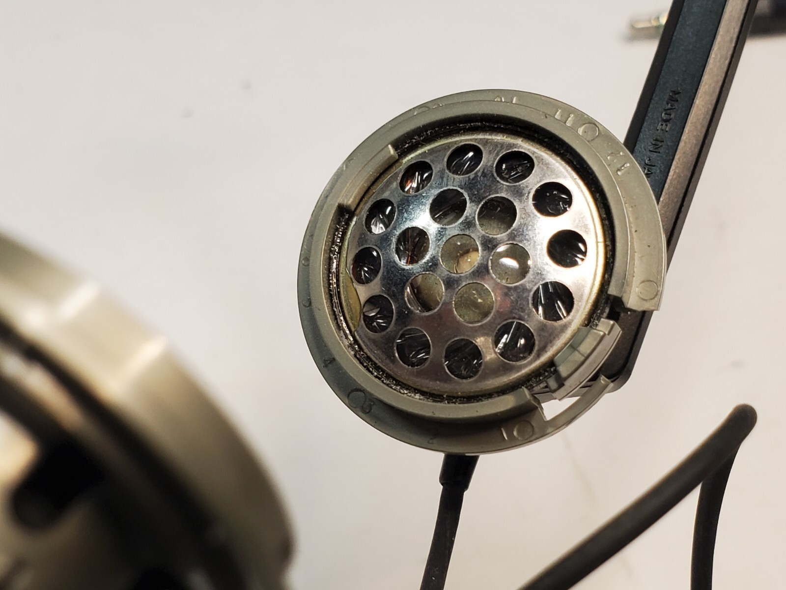 Vintage RARE Sony MDR-20 Dynamic Stereo Headphones Working Great – No Foam