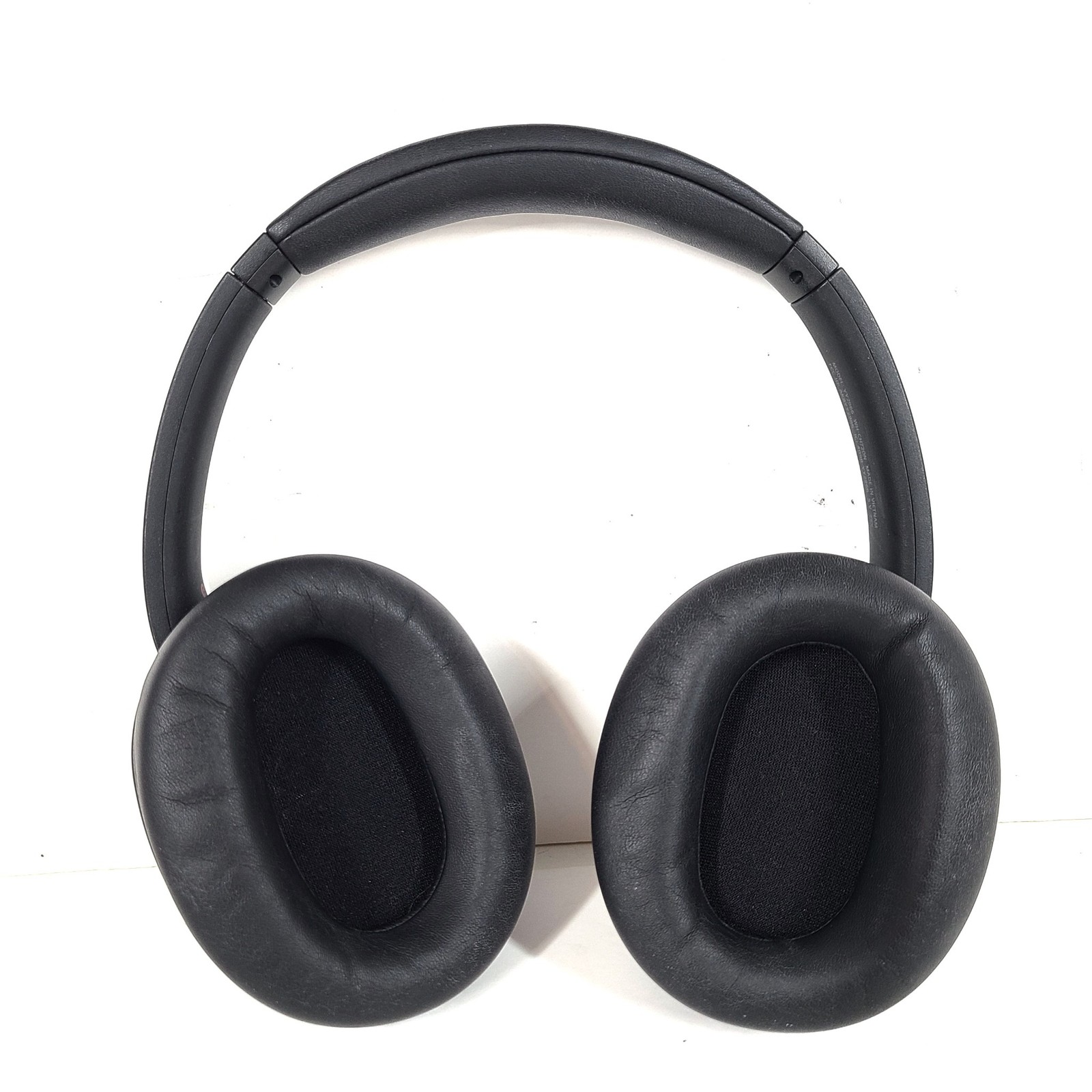 Sony WH-CH720N Wireless Noise-Canceling Over The Ear Headphones – Black GRADE A