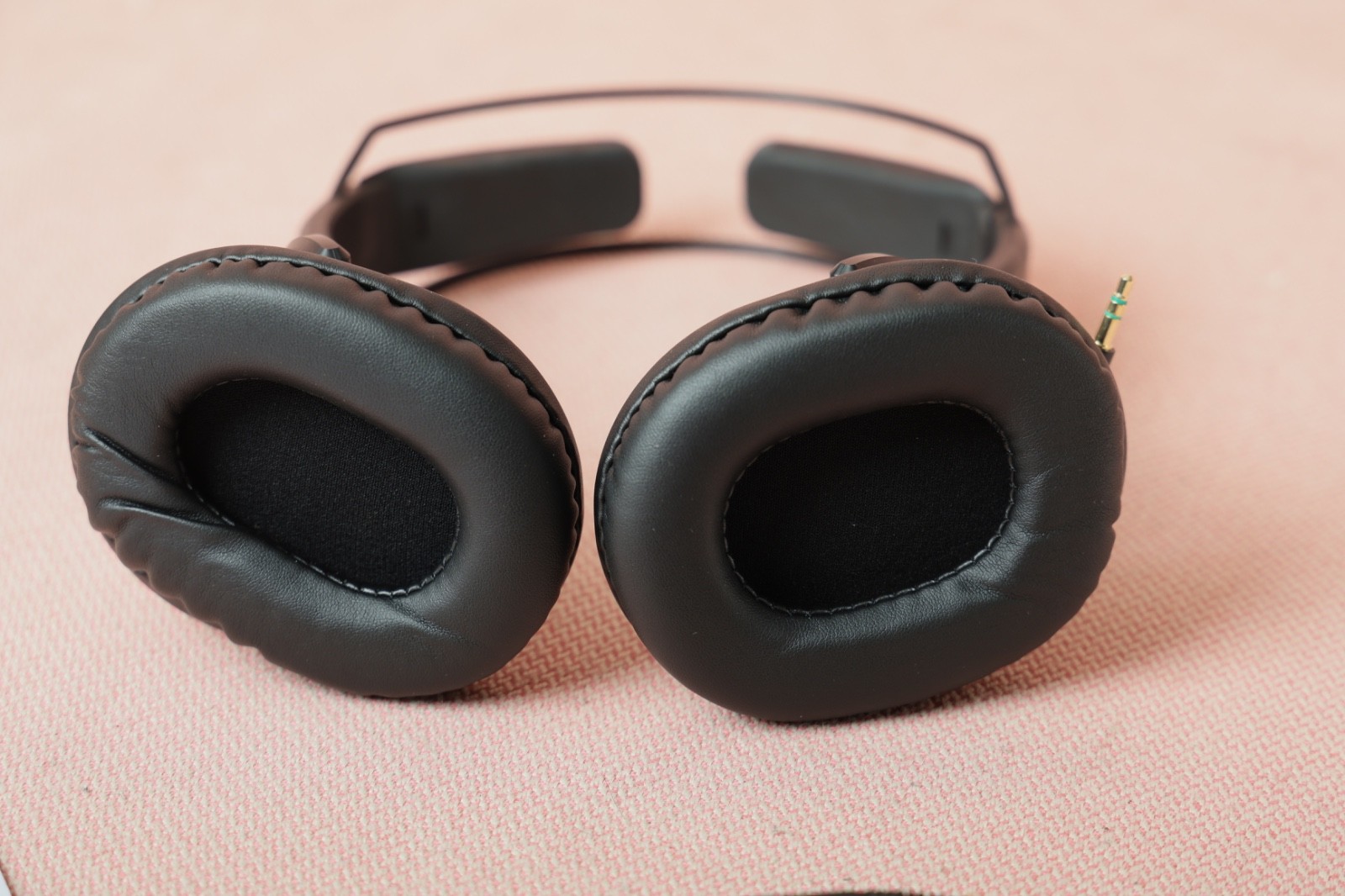 Zoom Zhp-1 Studio Monitor Headphones