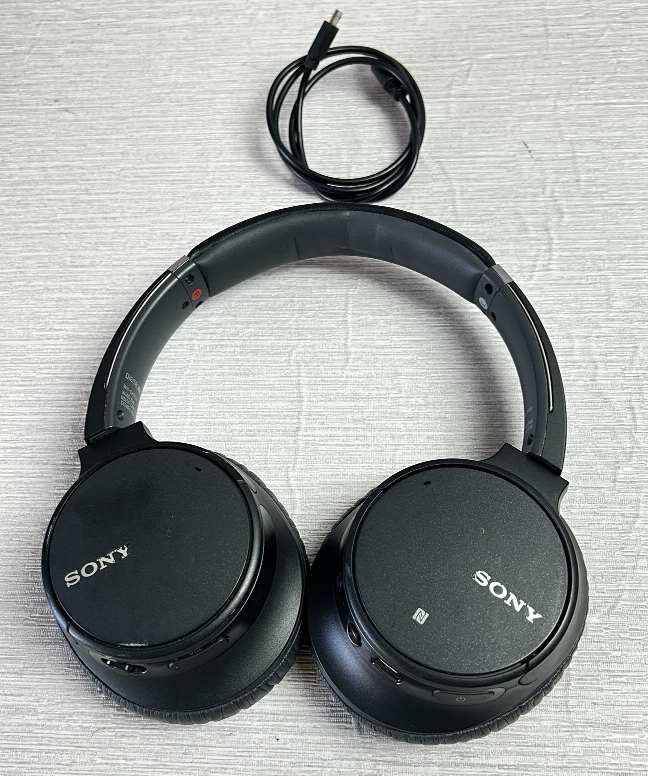 Sony WH-CH700N Wireless Over-Ear Bluetooth Headphones – Gray/Black
