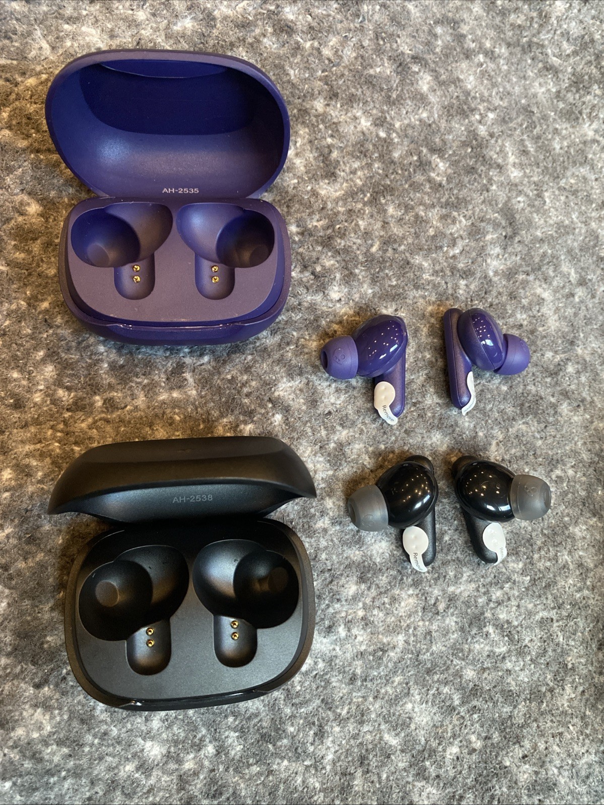 Skullcandy Smokin Buds Lot 2 Pairs New No Box