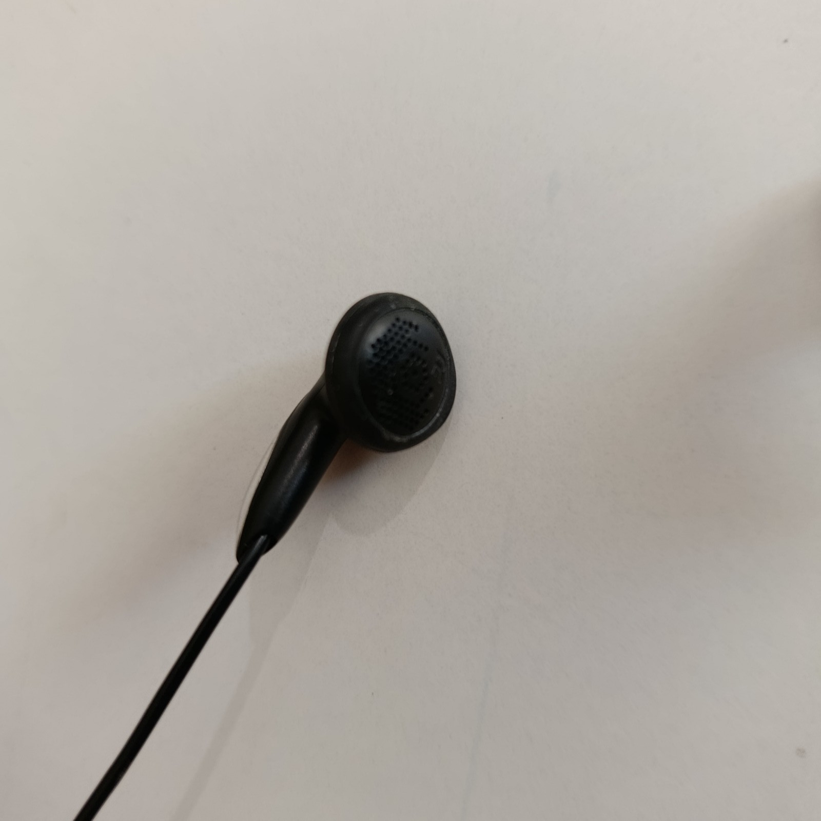 Vintage Sony MDR-E837 Stereo Dynamic Earphones for Discman Used