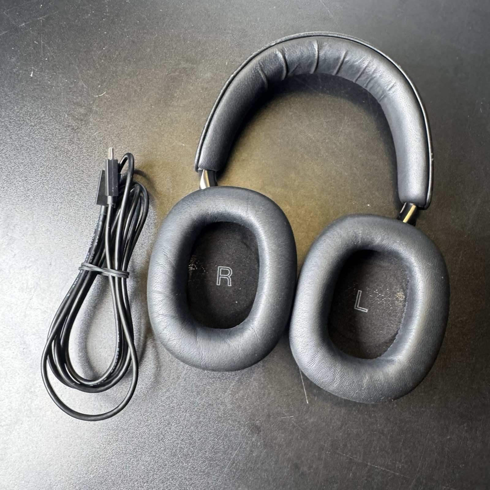 Bowers&Wilkins PX8 Bluetooth Wireless Noise-Cancelling Headphones Black