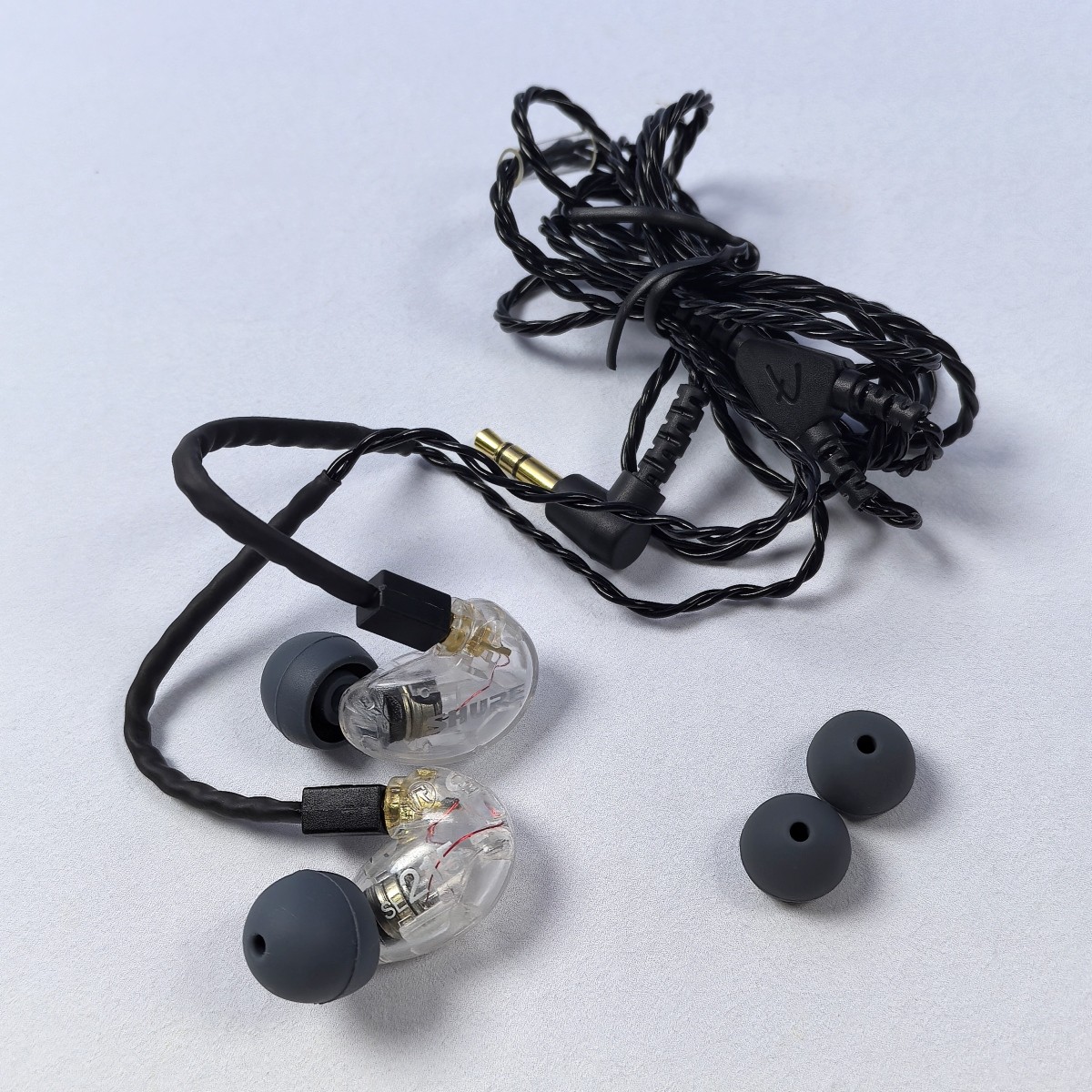 Shure SE215 Sound Isolating Wired Earphones In-Ear 3.5mm Jack Headphones Colors