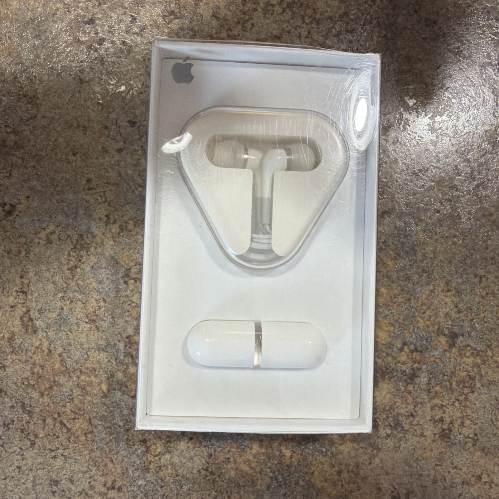 Apple Binaural In-Ear Headset Earbud Headphones Remote and Mic (MA850G/A)
