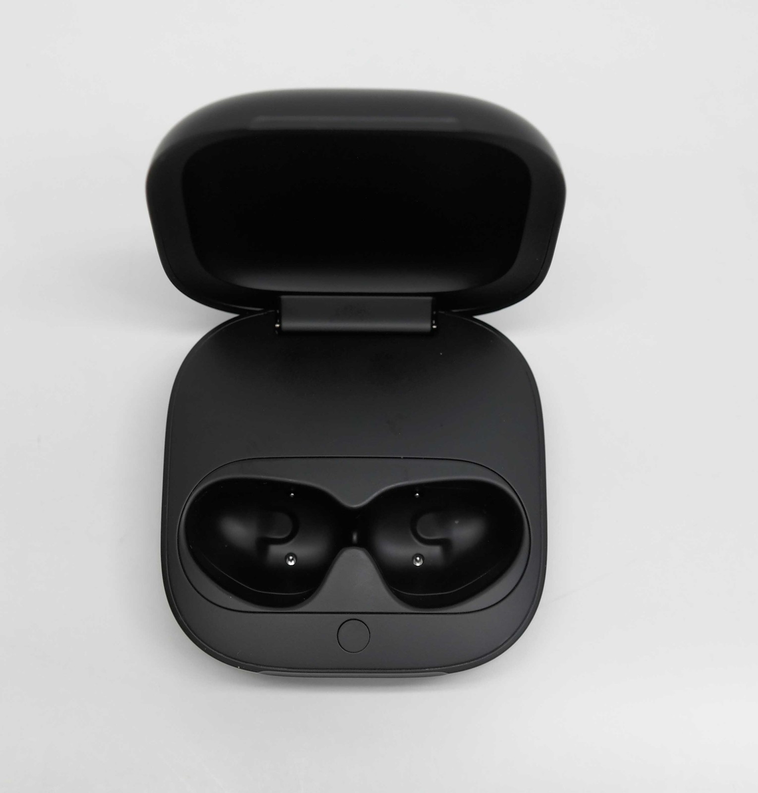 Genuine Beats by Dr. Dre Fit Pro Charging Case Replacement MK2F3LL/A Black