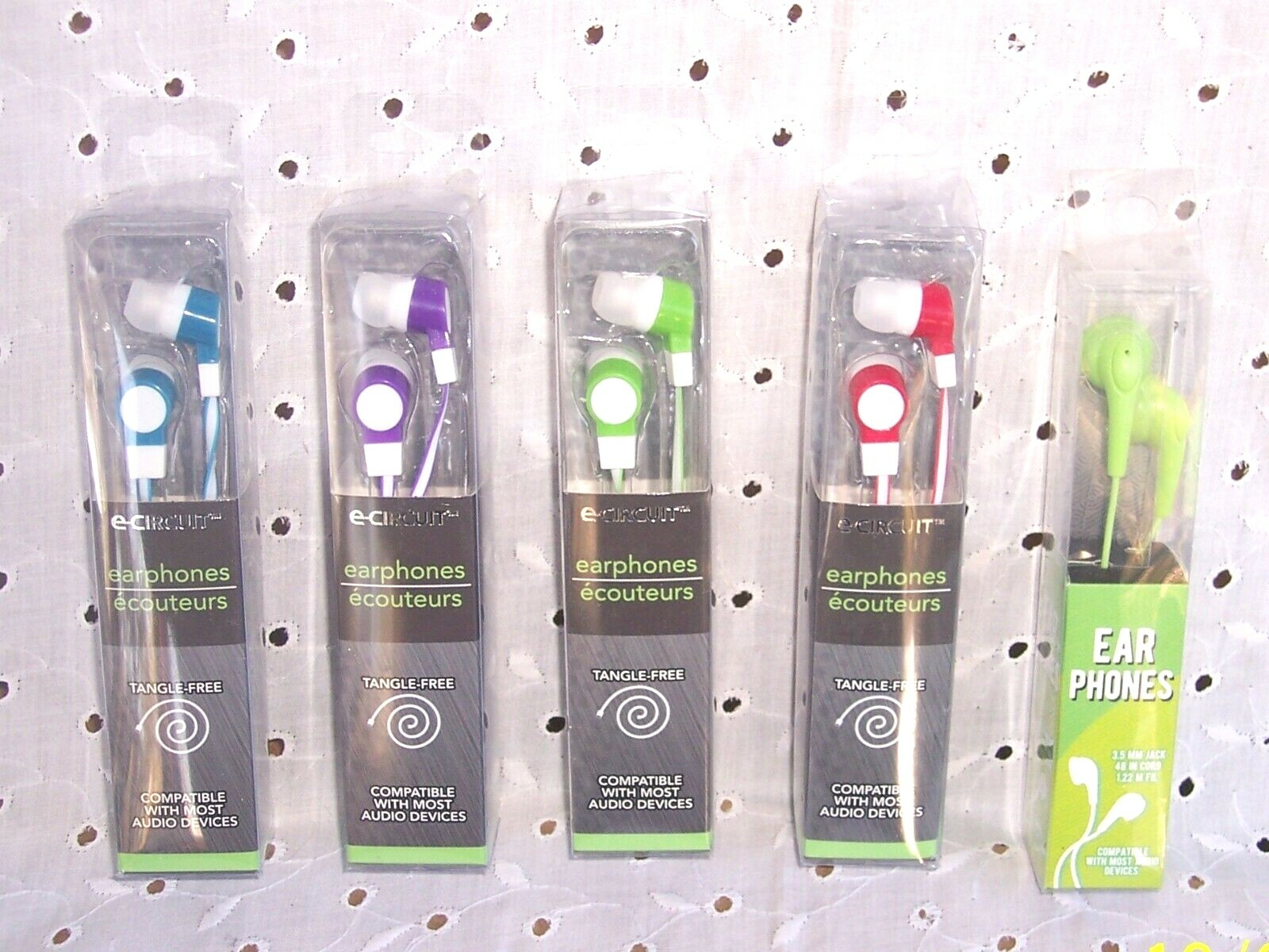 EARPHONES EAR BUDS TANGLE FREE 48″ E-CIRCUIT= BLUE-PURPLE-GREEN-RED=U CHOOSE