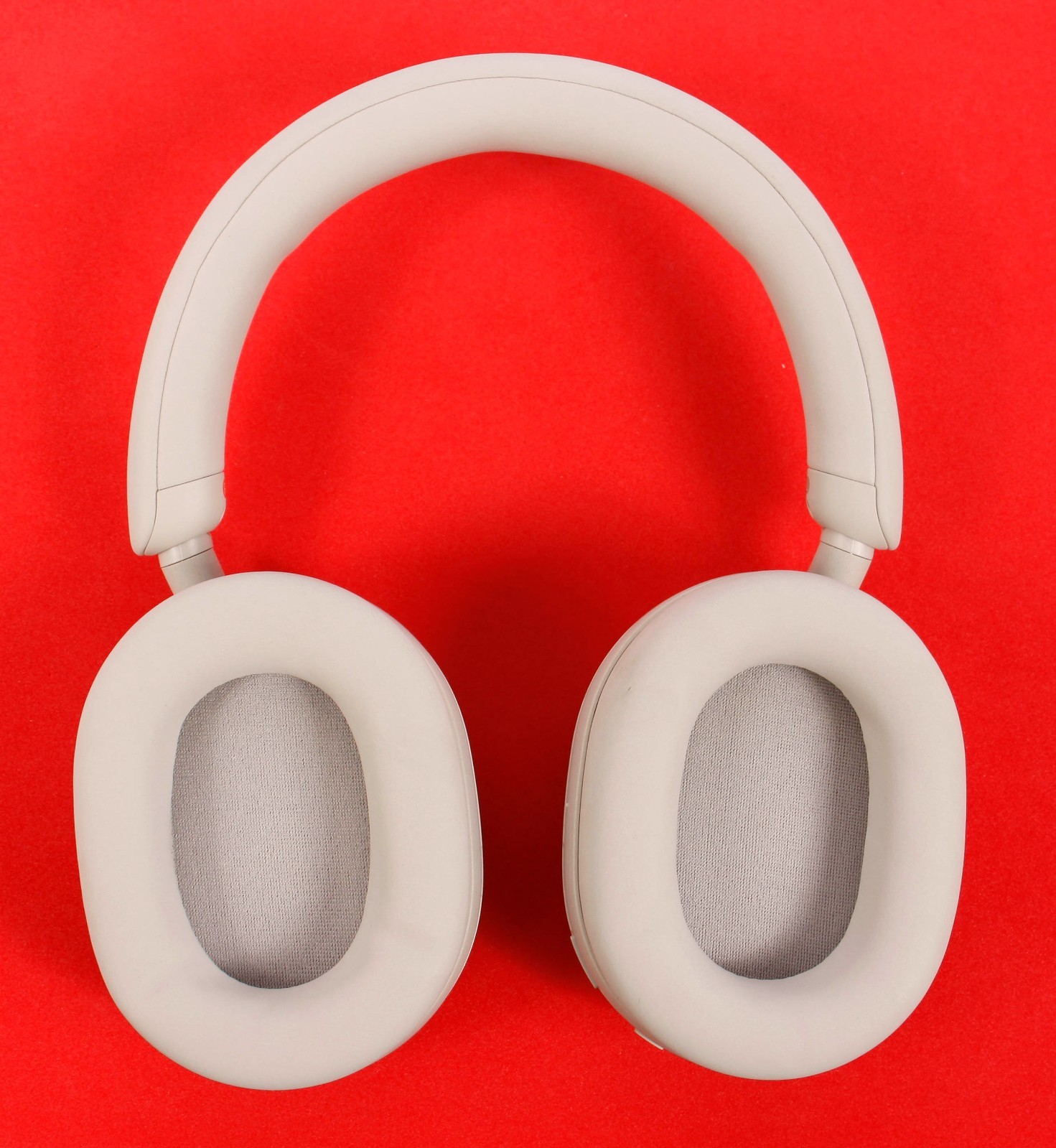 ** EXCELLENT ** Sony WH-1000XM5 Wireless Noise Canceling Headphones – Silver