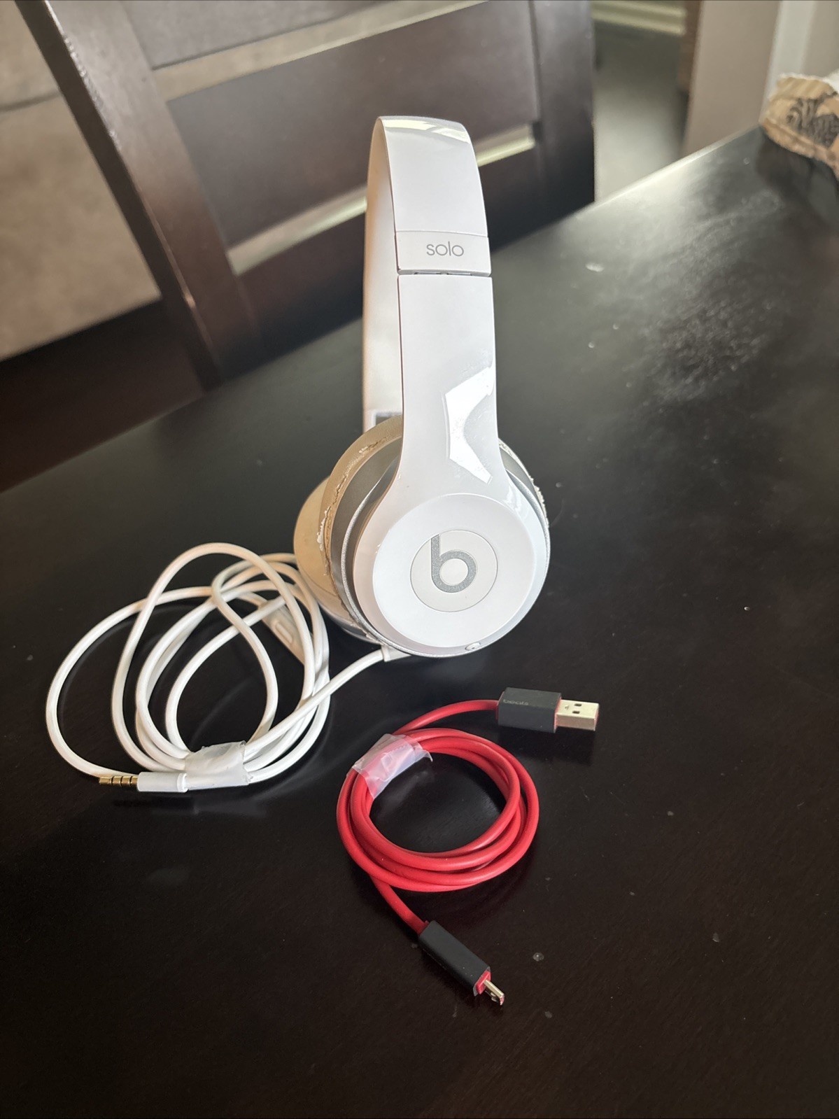 Beats by Dr. Dre Solo 2 B0518 Wired Headband Headphones White