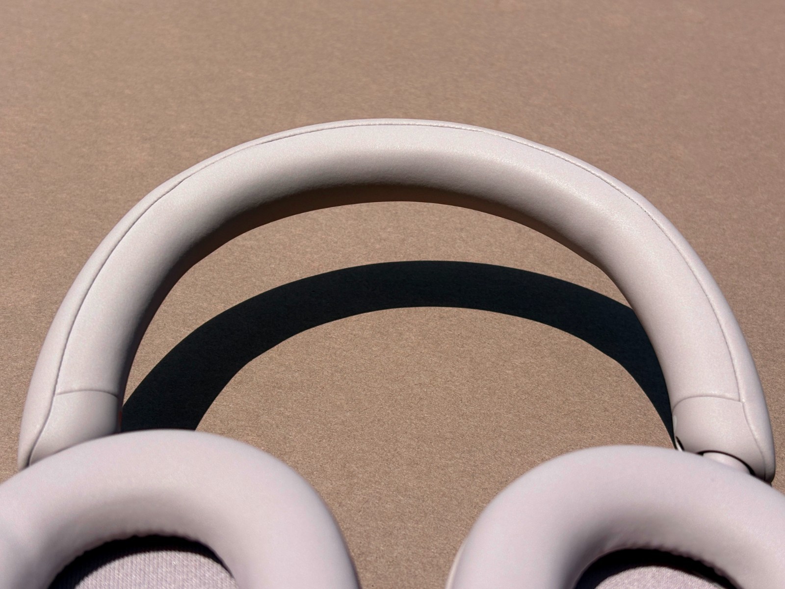 SONY WH-1000XM5 Wireless Noise Canceling Over Ear Headphones – Smoky Pink