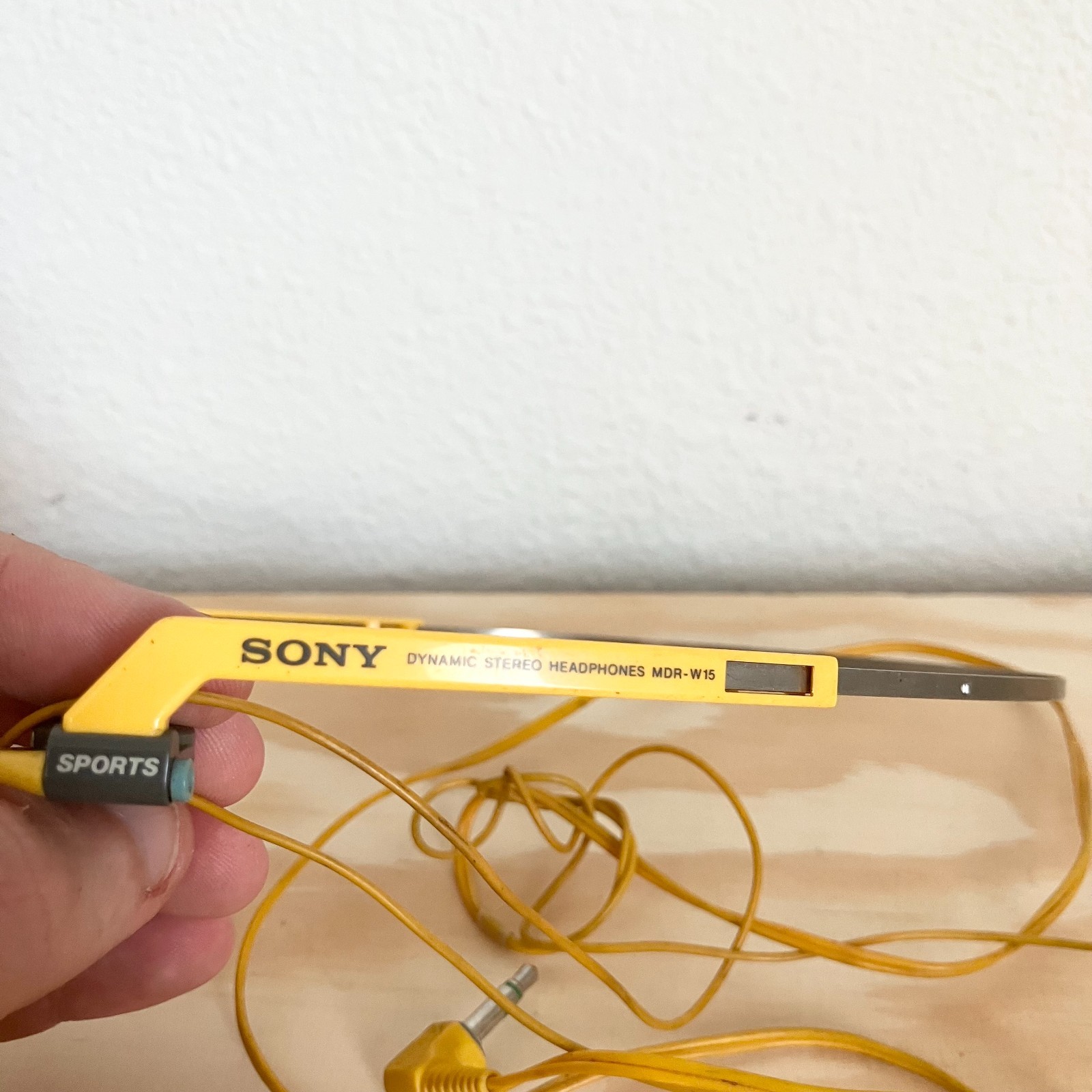 Vintage SONY MDR-W15 Walkman Sports Headphones Yellow For Parts Or Repair