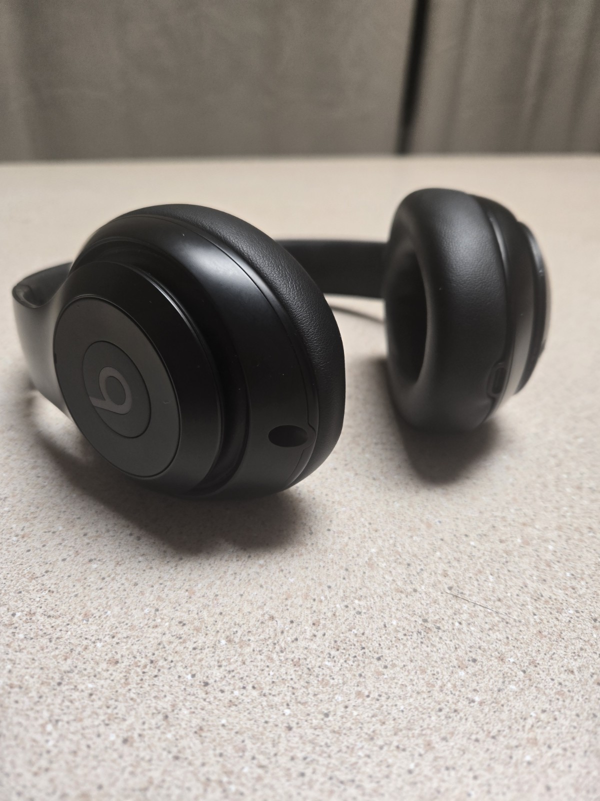 Beats by Dre Studio 3 Wireless headphones in matte black