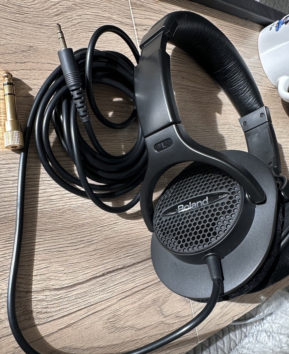 Roland RH-A7- Open-Air Monitor Headphones *Tested* w/3.5m Jack Adapter