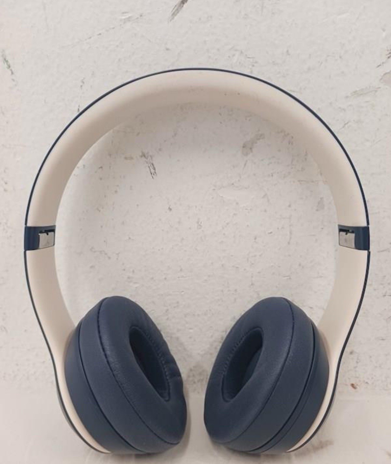 Beats Solo 3 Blue Red On-Ear Wireless Headphones With Wire, Charger, Case
