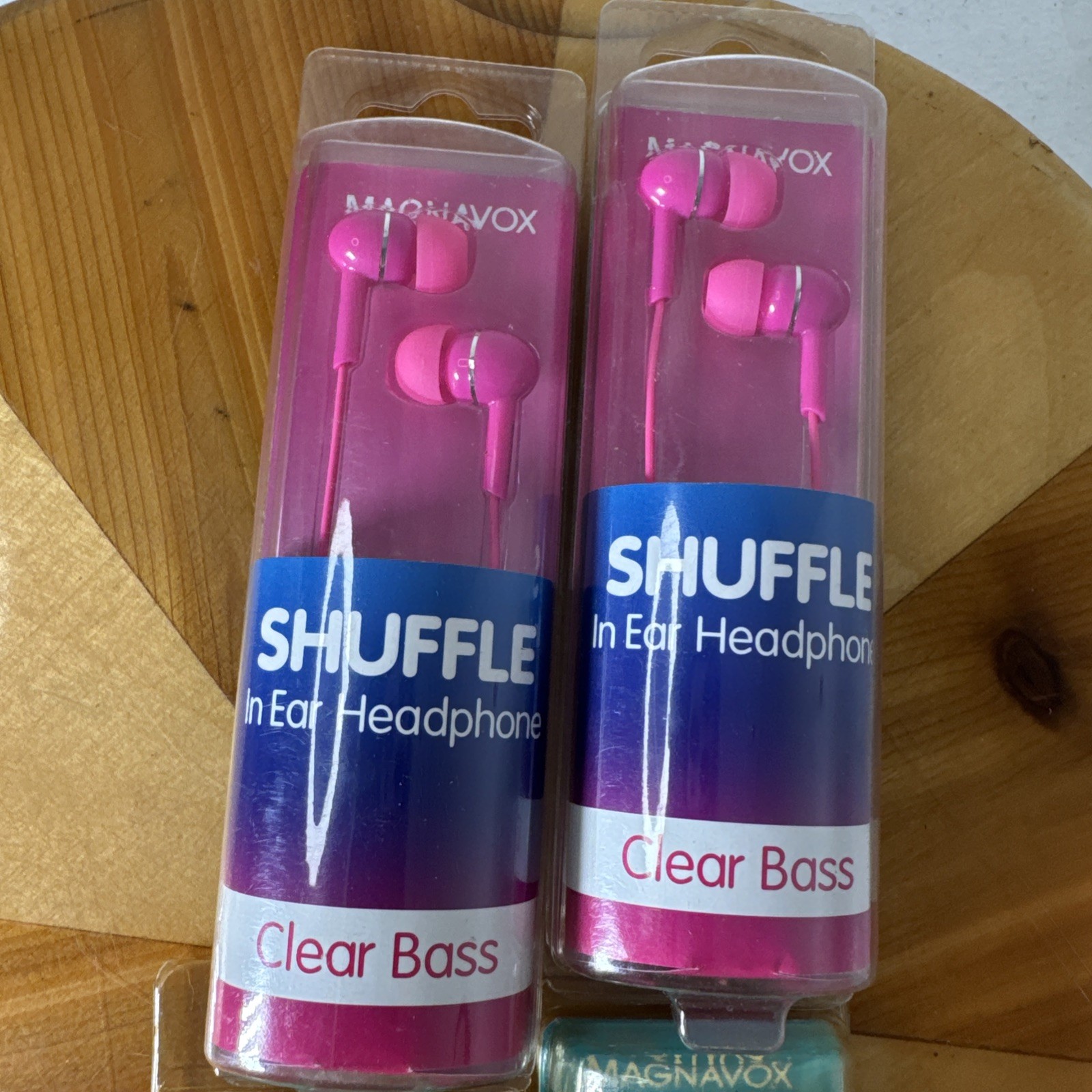 Lot 4 Magnavox Shuffle In Ear & snug fit Headphone Clear Bass Pink & Aqua Bnk2