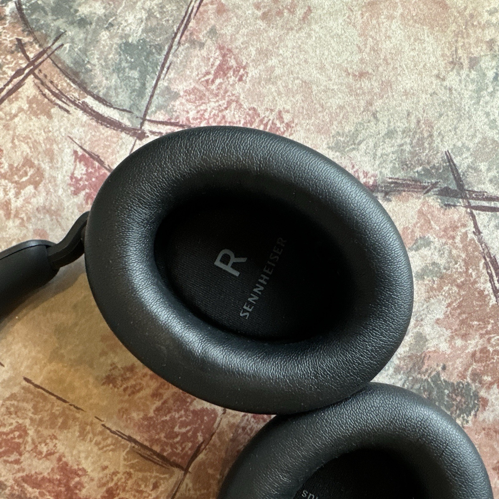 Sennheiser Accentum Plus Wireless Noise-Cancelling Over-Ear Headphones 700176