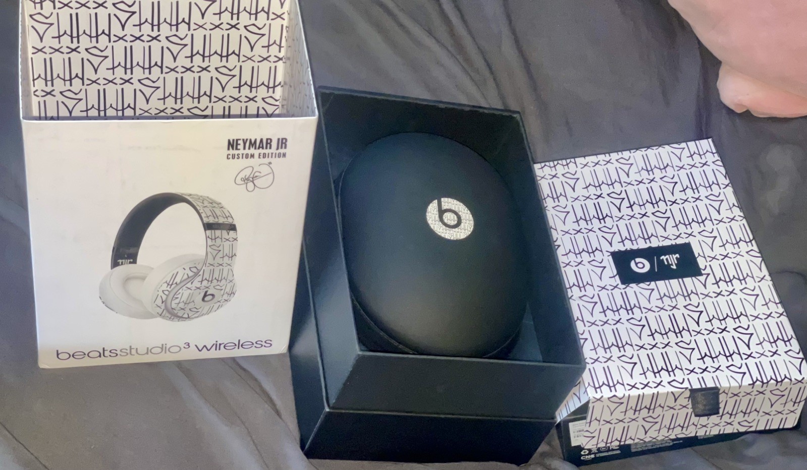 Rare Beats Studio 3 Wireless X Neymar Jr Custom Headphones Limited Edition