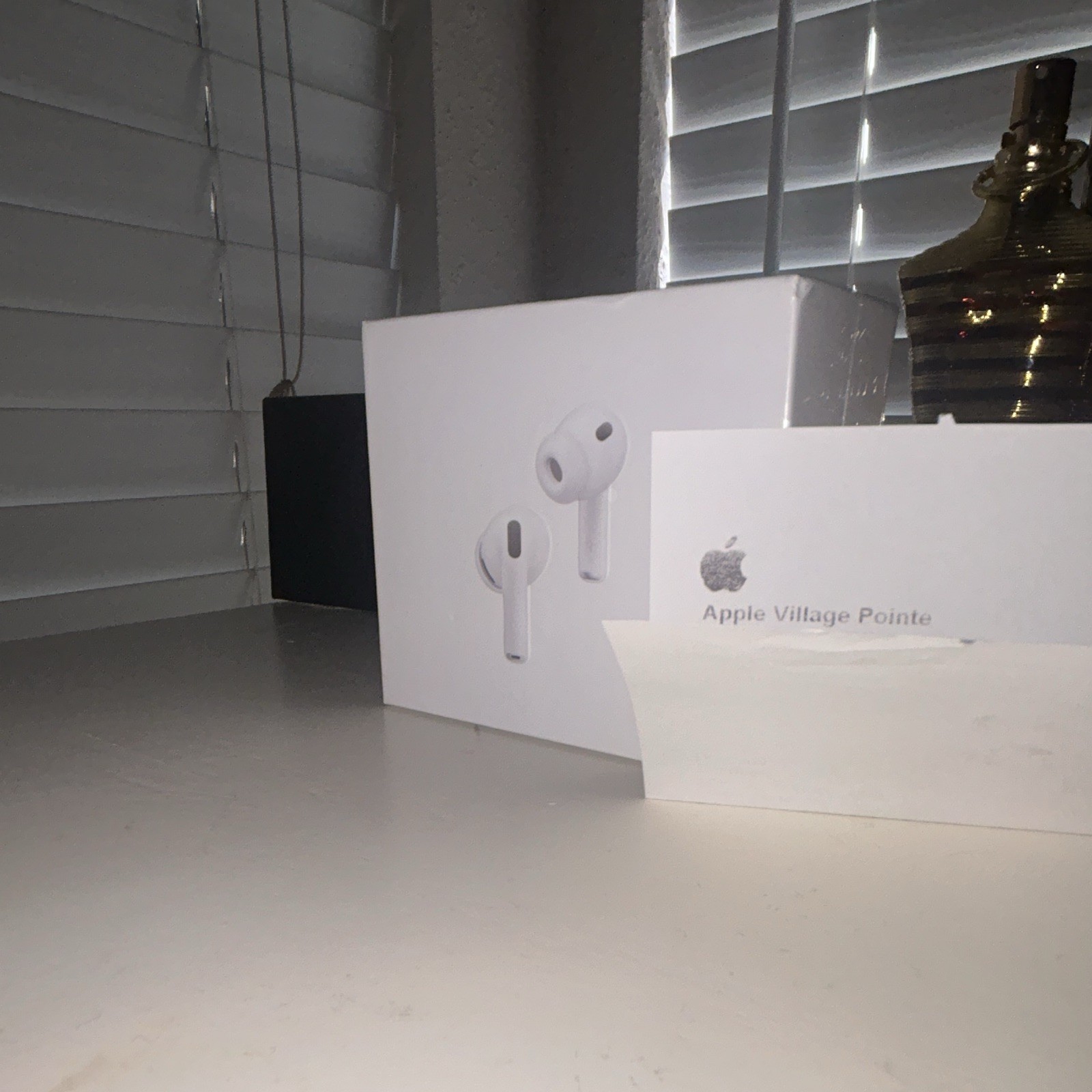 UNOPENED AirPods Pro 3 White In-Ear Bluetooth Wireless Earbuds Used